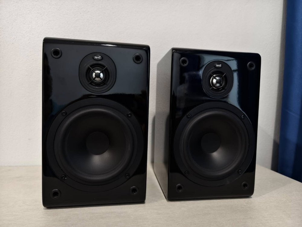 ลำโพง NHT
