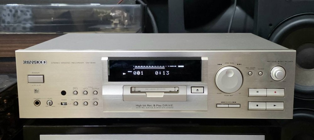 ขายเครื่องเล่นมินิดิสก์ KENWOOD DM-9090 รุ่น Top สภาพสวย เสียงดี หายาก Made in Japan